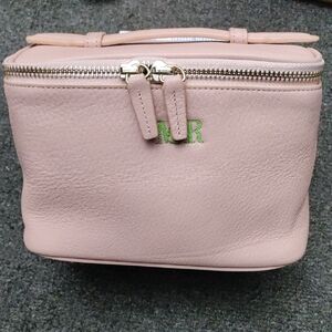 LEATHEROLOGY Blush Pink Leather Carry-All Medium Train Case/Cosmetic Bag